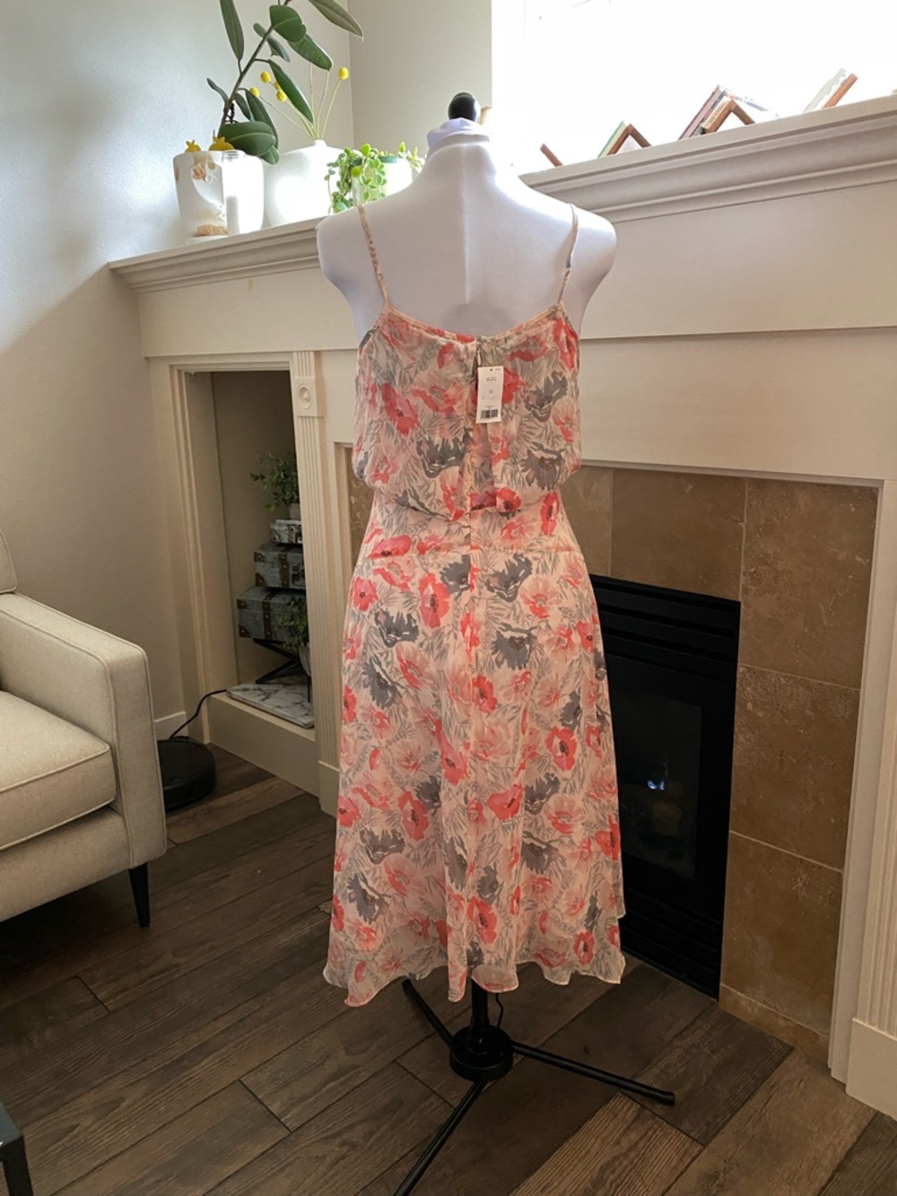 NWT Banana Republic Floral Spaghetti-Strap Midi Dress - Pink Floral - Picture 2 of 5